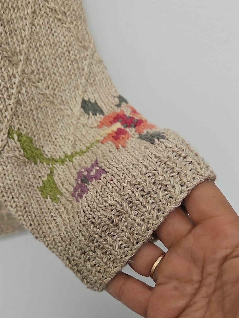L.L. Bean Vintage Ramie Cardigan Sweater Women Size Med Floral Button Up Grandma - Picture 4 of 8